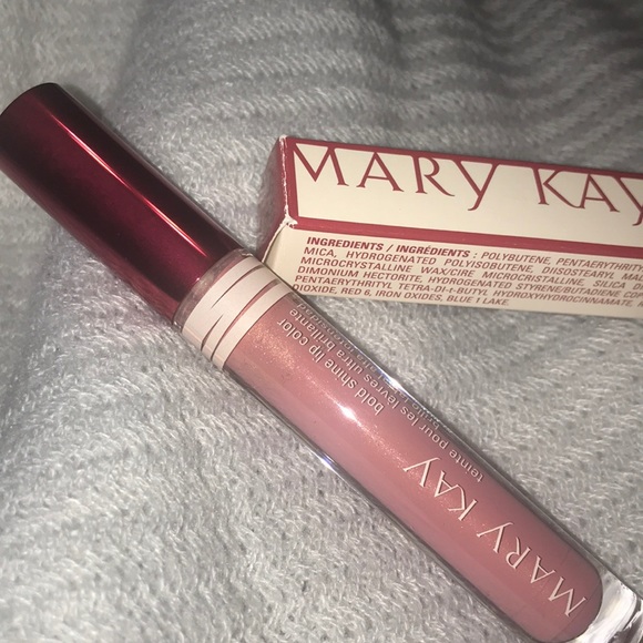 Bold Shine Lip Color - Picture 2 of 3